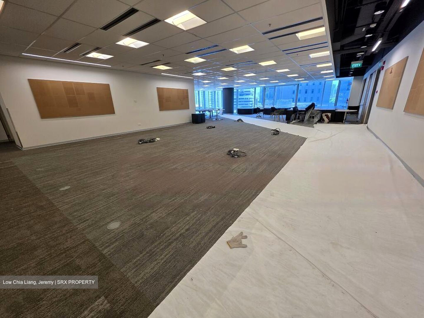 Capital Square (D1), Office #460840361